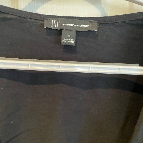 Woman’s sweater - Picture 4 of 4